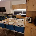 Appartement St Lary - 2 A 6 Pers - Place Du Telepherique, Plein Centre - Label 5 Diamants