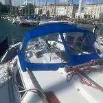 Nuit Sur Un Bateau La Rochelle