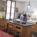 Le Petit Poucet Appartement Rez-De-Chaussee Avec Grand Jardin