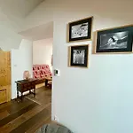 La Maizon Du Bois