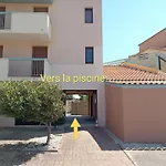 Jolie Maisonnette Dans Residence Calme Avec Piscine
