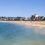 25M De La Plage, Vue Mer, Appartement Pour 4