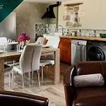 Une Longere Pleine De Charme Au Bout Du Monde ! Jacuzzi Exterieur Vue Sur La Campagne, Salle De Billard