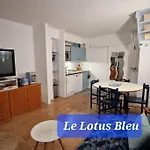 Le Lotus Bleu