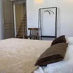 Duplex Familial Au Coeur De La Cite Medievale