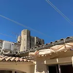 Duplex Familial Au Coeur De La Cite Medievale
