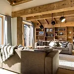 Chalet De Luxe 5 Pieces Avec Cheminee Et Conciergerie A Val-D'Isere - Fr-1-694-23