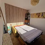 Les Zebres- Wifi-Jacuzzi-Velos-Ecran Plat- Chambres Parentales- Baignoire