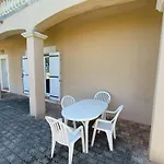 Bas De Maison Calme Proche Mer Et Venise Provencale