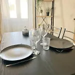 Logement Paisible Avec Parking
