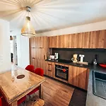 La Marmotte, Grand Appartement Avec Terrasse