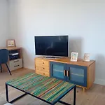 Appartement T2 Renove Avec Terrasse, Proche Plage, Parking Et Wifi Inclus A Hendaye - Fr-1-239-1085