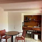 Gite Renove Proche Plage, Centre-Ville Et Pistes Cyclables Avec Terrasse Privative - Fr-1-426-560