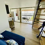Bel Appartement Climatise En Centre-Port - Fr-1-723-165