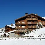 Appartement Spacieux, Ski Aux Pieds, Terrasse Ensoleillee Et Parking Prive - Fr-1-344-886