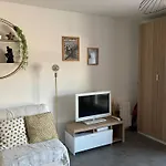 Charmant Studio Avec Vue Sur Le Port Et Falaises