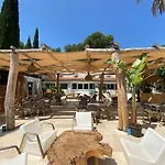 Auberge Des Pins