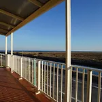 Chalet Individuel 6-7 Pers Avec Barbecue, Terrasse, Parking, Animaux Admis A Gruissan - Fr-1-784-18