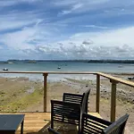 Au Bord De La Mer