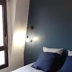 Appartement Terrasse Au Coeur De Pont L'Abbe