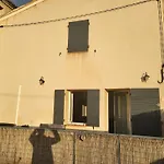 Jolie Maison Vue Sur Le Port