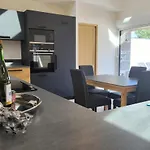 Gite Chemin De Camet Entierement Renove, 8 Pers Avec 4 Chambres Et Spa Pordic, Cotes D'Armor