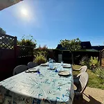 Maison A Carnac: 2 Chambres, 4 Couchages, Jardin, Parking, Proche Plage Et Commerces - Fr-1-377-46