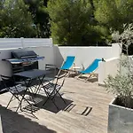Joli Appartement A Proximite Du Port De Carry Le Rouet