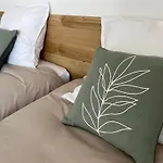 Magnifique Appartement Pour 4 Personnes Face A La Mer