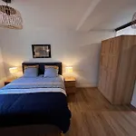 Maison Pour 10 Personnes Max En Plein Centre De Ste Mere Eglise