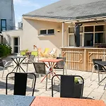 Logis, Hotel Au Chene Vert