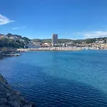 T2 Vue Sur Le Port Jacuzzi Terrasse Et Parking