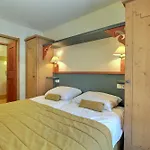 Arc 1950, Appartement 2 Chambres 6 Personnes, Terrasse 23M2, Sauna Hammam Jacuzzi Piscine
