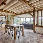 La Maison Des Muses