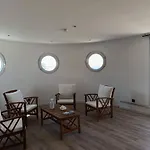 Penthouse 2 Pieces Avec Terrasse Vue Mer A 150 M De La Plage