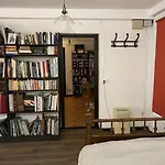 Spacious Ground Floor Apartment In Town Centre