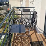 Le Fetilly Avec Parking Privatif Et Climatisation