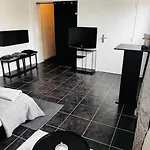 Studio Proche Du Front De Mer