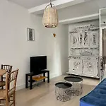 Fun X Cosy City Retreat By Melrose