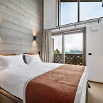Appartement Neuf A Courchevel Le Praz, 2 Chambres, Proche Pistes, Parking Inclus - Fr-1-568-51