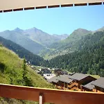 Appartement Skis Aux Pieds A Meribel Avec Balcon - 4 Pers. - Fr-1-355-122