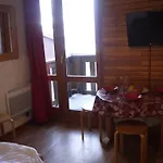 Chalet Cosy Aux Pieds Des Pistes, Proche Commerces, Meribel Mottaret - Fr-1-355-131