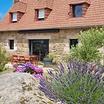Longere Renovee Sur Les Hauteurs De Perros-Guirec