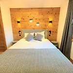 Grand Appartement 4* Neuf, 4 Chambres, Balcon, Parking Prive, Meribel Mottaret - Fr-1-355-258