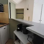 Studio Situe Entre Port Et Plage