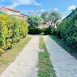 Studio Soleil - Piscine, Parking, Jardin, Calme, Wifi, 2 Personnes