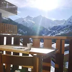 Charmant Appartement Avec Balcon Sud, Meribel - Fr-1-355-259