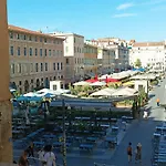 Le Cocon Du Vieux Port - Studio Neuf Tout Confort En Plein Centre Ville - Place Aux Huiles