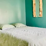 Petite Maison En Bord De Mer