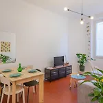 Appartement Avec Terrasse Authentique A Marseille